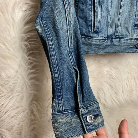 LEVI'S Trucker Jacket - Picture 3 of 7